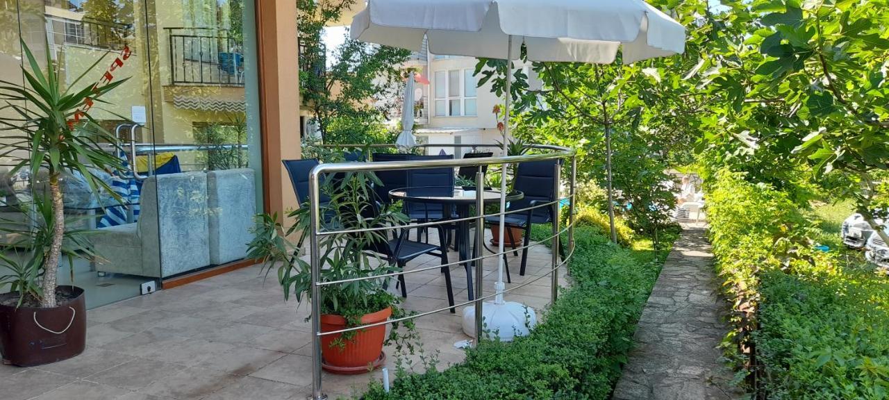Семеен Хотел Атива - Family Hotel Ativa Lozeneț Exterior foto