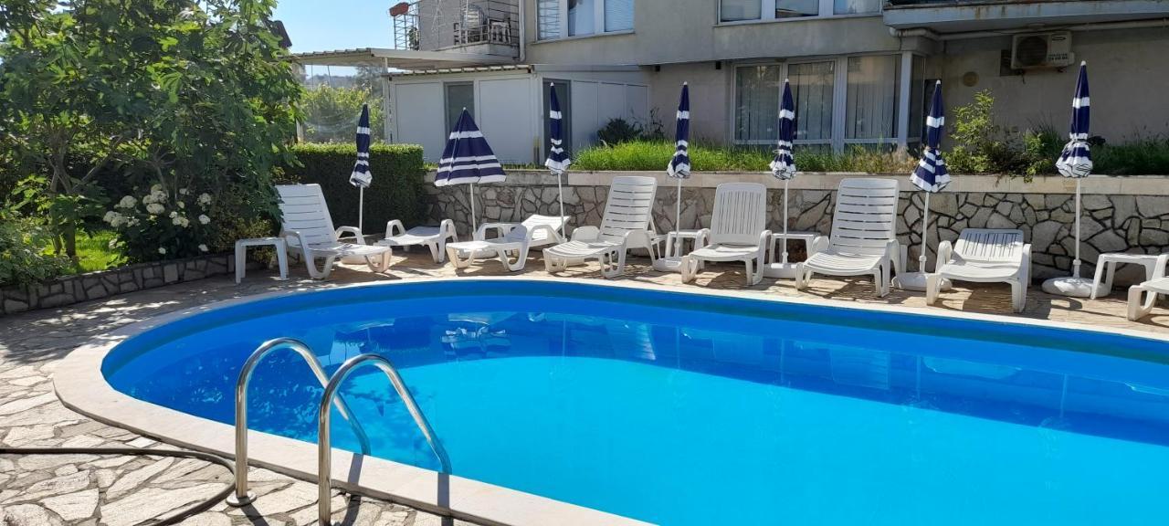 Семеен Хотел Атива - Family Hotel Ativa Lozeneț Exterior foto