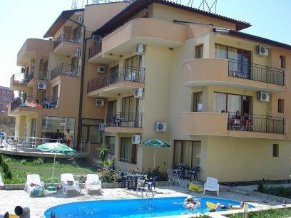 Семеен Хотел Атива - Family Hotel Ativa Lozeneț Exterior foto