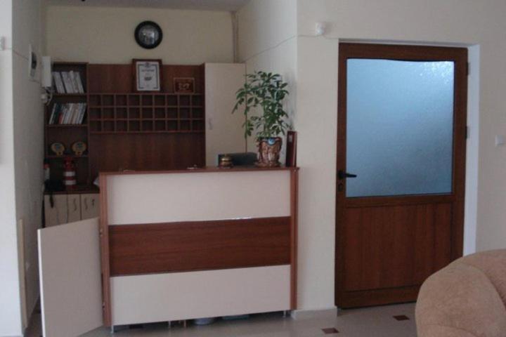 Семеен Хотел Атива - Family Hotel Ativa Lozeneț Exterior foto