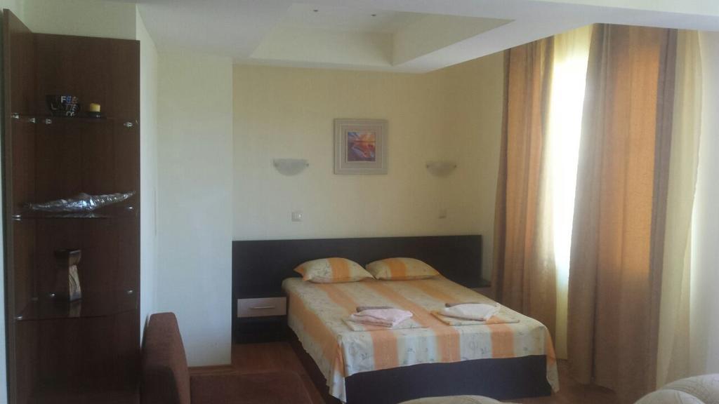 Семеен Хотел Атива - Family Hotel Ativa Lozeneț Exterior foto