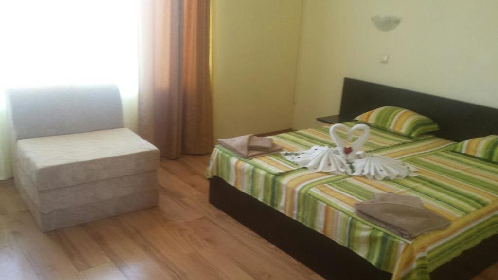 Семеен Хотел Атива - Family Hotel Ativa Lozeneț Exterior foto
